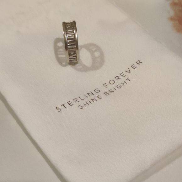 Sterling Forever Roman Numeral Ring Size 7 - Picture 1 of 9
